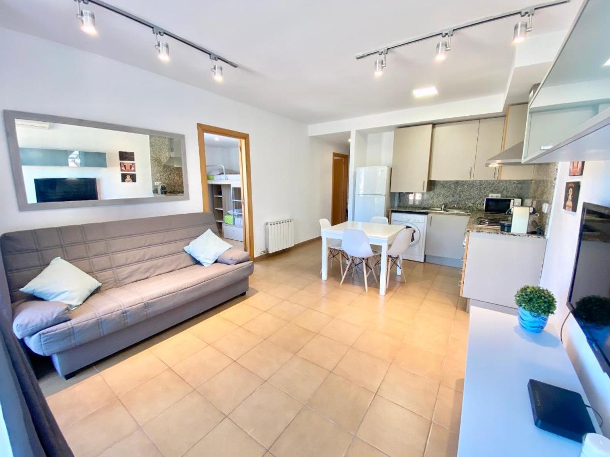 Hauzify I Apartament Forques Сан-Фелиу-де-Гишольс Экстерьер фото